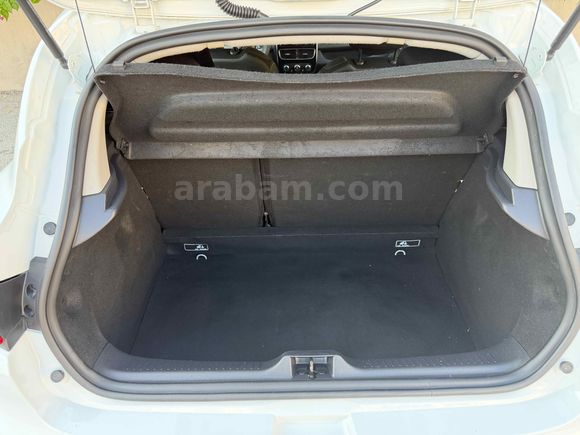 HATASİZ BOYASIZ Renault Clio 1.5 dCi Joy 2018 Model Antalya