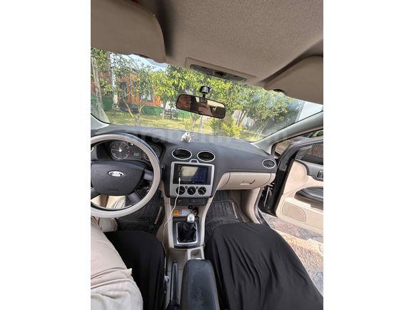 Sahibinden Ford Focus 1.6 Collection 2006 Model  275.000 km Siyah