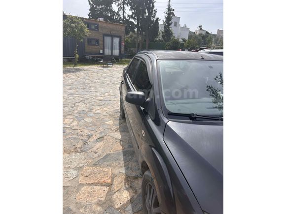 Sahibinden Ford Focus 1.6 Collection 2006 Model  275.000 km Siyah