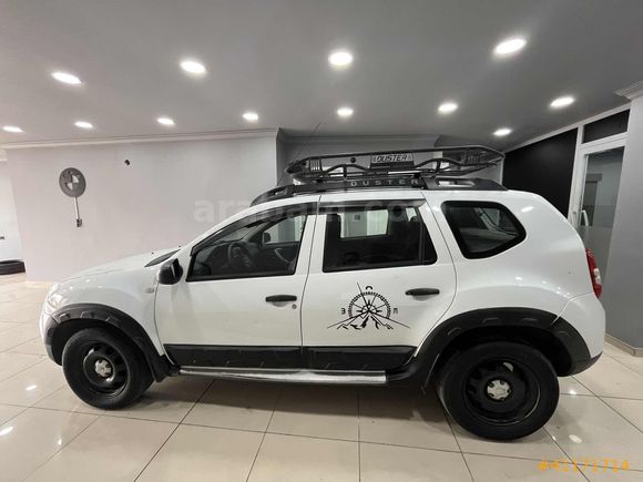 2014 MODEL 4X4 DUSTER