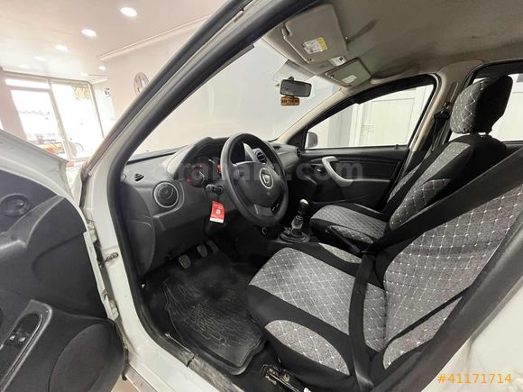 2014 MODEL 4X4 DUSTER