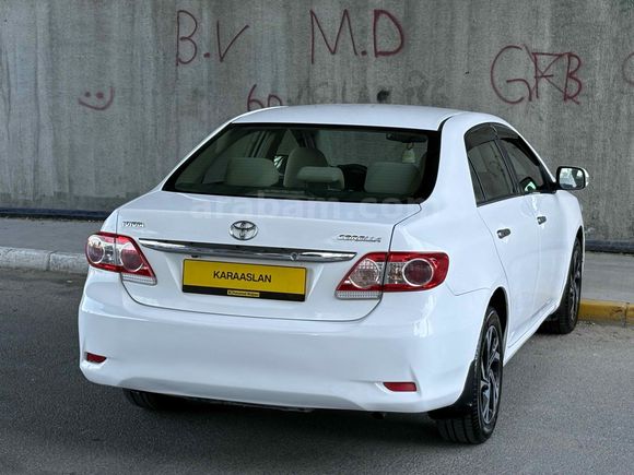 2012 COROLLA 1.4 DİZEL MANUEL BEYAZ ELEGANT-GERİ GÖRÜŞ KAMERALI
