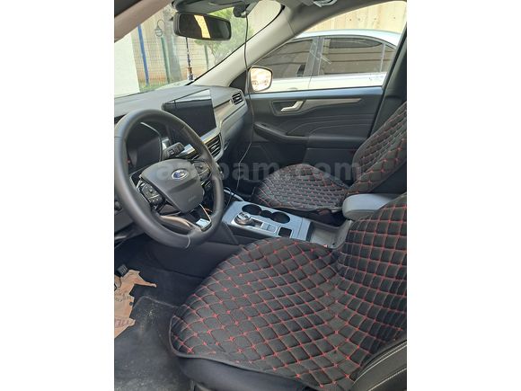 Sahibinden Ford Kuga 1.5 EcoBoost Titanium 2025 Model 