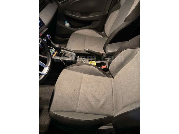 Sahibinden Renault Clio 1.0 TCe Evolution 2023 Model  79.500 km Turuncu