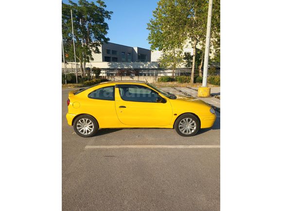 Sahibinden Renault Megane 1.6 Coupe RXI 2000 Model