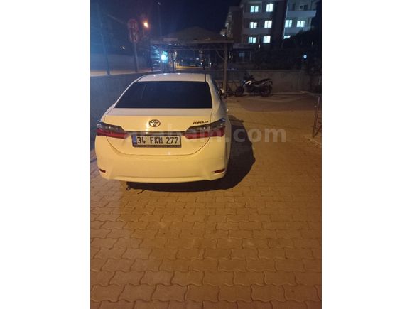 Sahibinden Toyota Corolla 1.4 D-4D Touch 2018 Model
