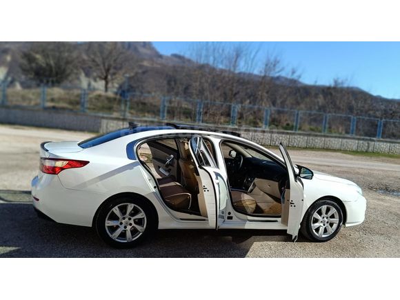 Sahibinden Renault Latitude 1.5 dCi Executive 2012 Model