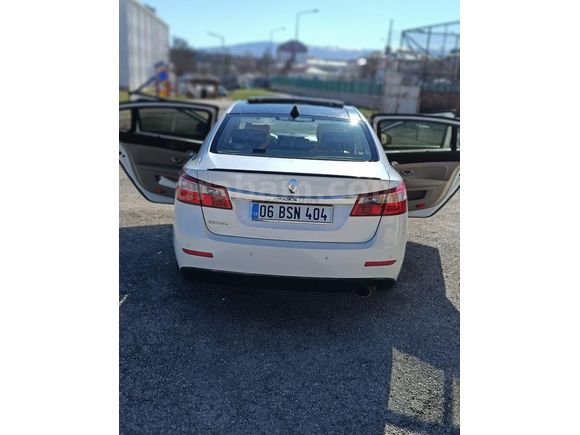 Sahibinden Renault Latitude 1.5 dCi Executive 2012 Model
