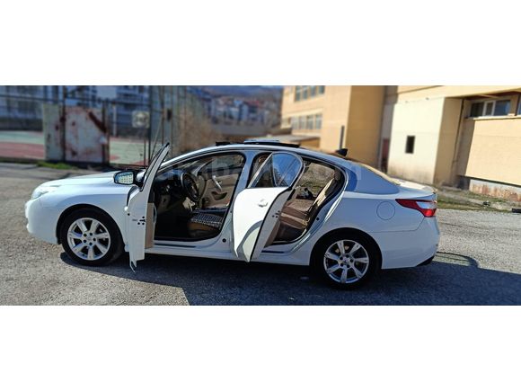 Sahibinden Renault Latitude 1.5 dCi Executive 2012 Model