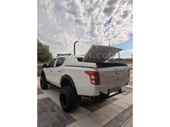 Sahibinden Mitsubishi L 200 4x4 Storm 2017 Model 