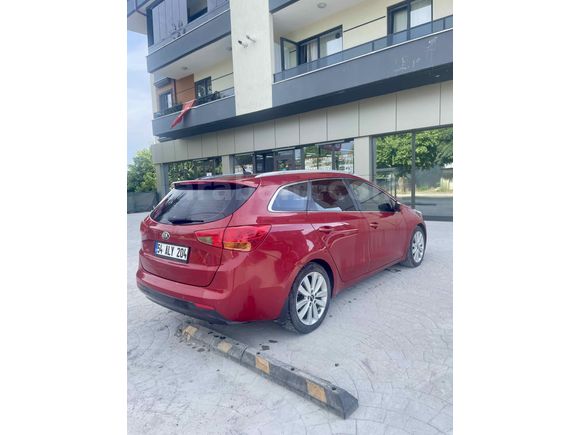 Sahibinden Kia Ceed 1.6 CRDi Concept Plus SW 2014 Model 