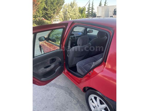 Sahibinden Renault Clio 1.6 RXT 2000 Model 