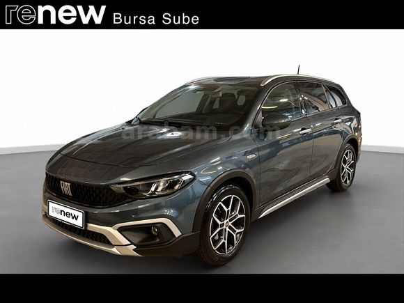 otomobil Fiat Egea Cross Station Wagon 1.6 Multijet Lounge DCT