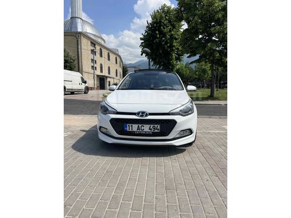 Sahibinden Hyundai i20 1.2 MPI Style 2017 Model 