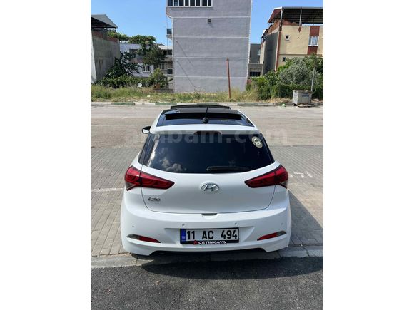 Sahibinden Hyundai i20 1.2 MPI Style 2017 Model 