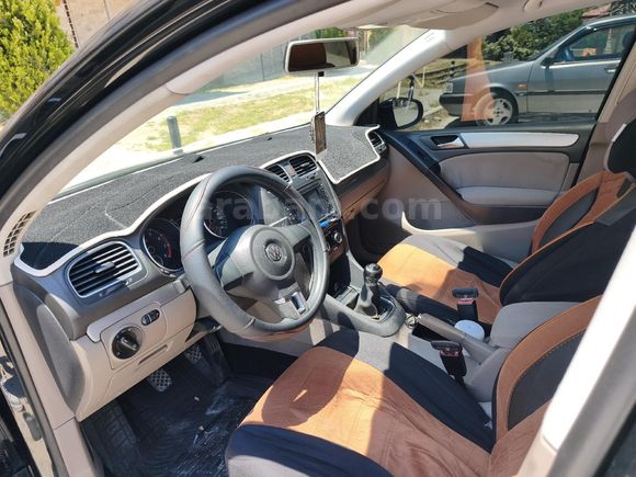 Volkswagen Golf 1.4 TSi Trendline 2012 Model