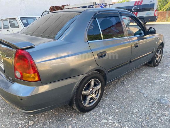Sahibinden Hyundai Accent 1.5 CRDi Admire 2005 Model 
