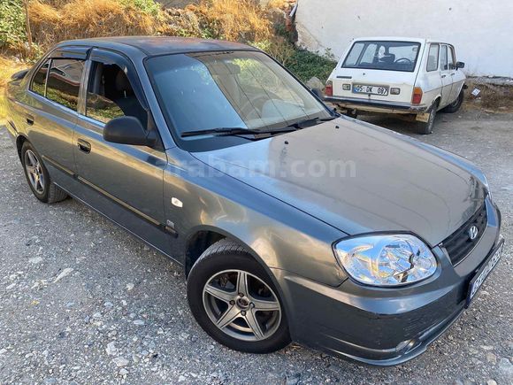 Sahibinden Hyundai Accent 1.5 CRDi Admire 2005 Model 