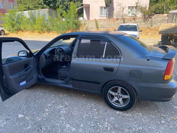 Sahibinden Hyundai Accent 1.5 CRDi Admire 2005 Model 