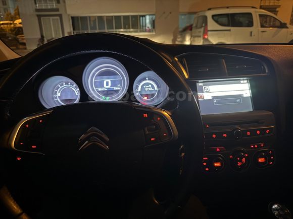 Sahibinden Citroen C4 1.6 HDi Confort 2015 Model