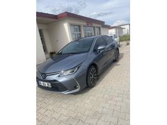 Sahibinden Toyota Corolla 1.8 Hybrid Flame X-Pack 2021 Model 
