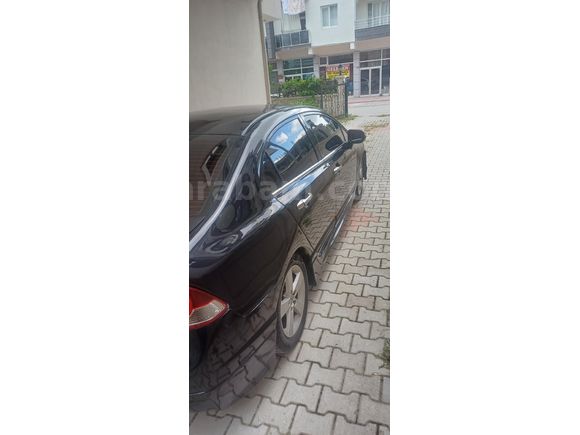 Sahibinden Honda Civic 1.6i VTEC Dream 2007 Model