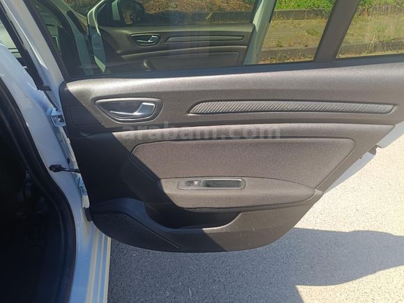 Sahibinden Renault Megane 1.5 Blue DCI Joy 2020 Model