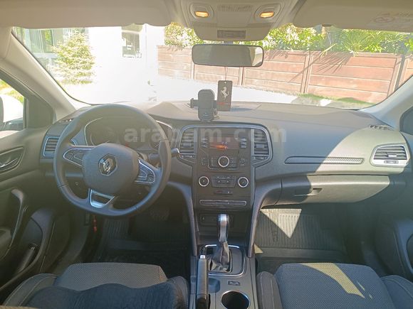 Sahibinden Renault Megane 1.5 Blue DCI Joy 2020 Model