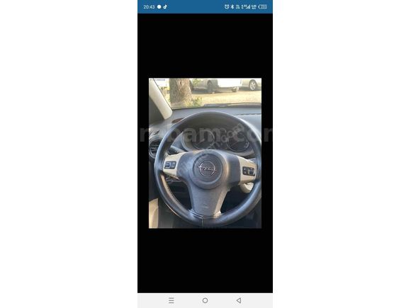 BAYAN ÖĞRETMENDEN Opel Corsa 1.3 CDTI Essentia 2010 Model 