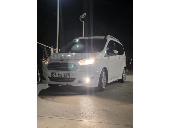 Sahibinden Ford Tourneo Courier 1.6 TDCi Titanium Plus 2015 Model