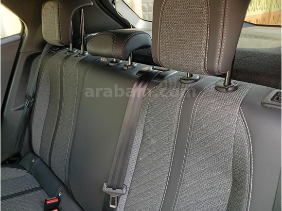 Sahibinden Peugeot 2008 1.2 PureTech Allure 2024 Model