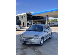 Sahibinden Renault Clio 1.4 RNA 2001 Model 8valf güvenlik paket klimalı
 