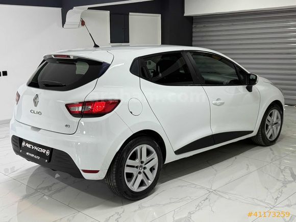 NEVKOR AUTO'DAN 2018 RENAULT CLİO 1.5 DİZEL TOUCH 225.000 KM