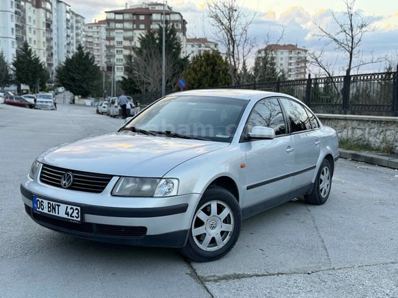 Sahibinden Volkswagen Passat 1.8 T Comfortline 2000 Model 