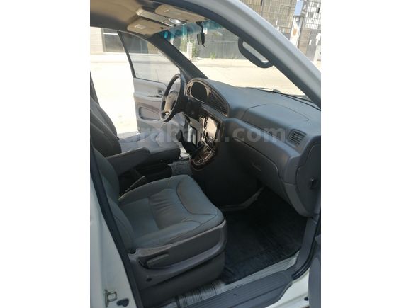 Sahibinden Kia Carnival 2.5 LS 2000 Model