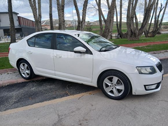 Sahibinden Skoda Octavia 1.6 TDI Optimal 2015 Model