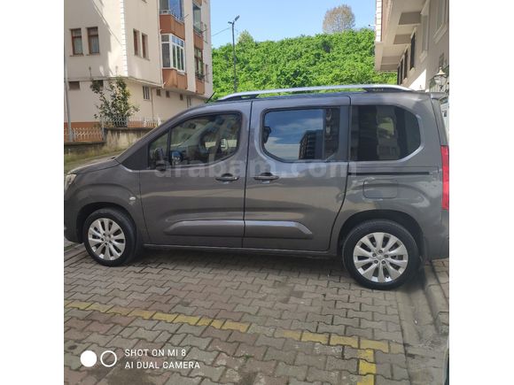 Sahibinden Opel Combo 1.5 CDTI Ultimate 2021 Model Trabzon 43.000 km gri