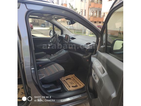 Sahibinden Opel Combo 1.5 CDTI Ultimate 2021 Model Trabzon 43.000 km gri