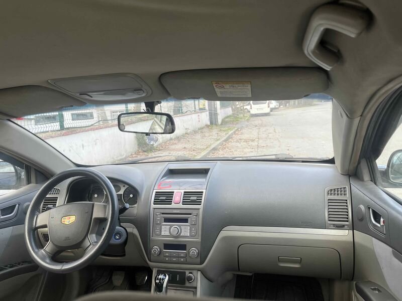 Sahibinden Geely Emgrand 1.5 GSL Premium SR 2011 Model İstanbul 195.000 km Siyah
