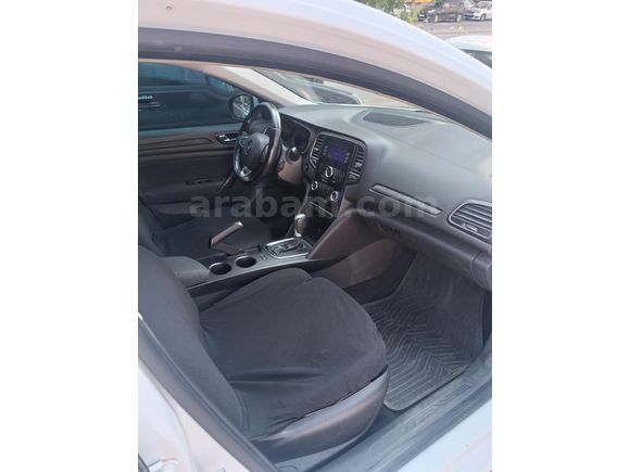 Sahibinden Renault Megane 1.5 dCi Touch 2017 Model  152.000 km Beyaz