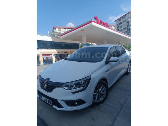 Sahibinden Renault Megane 1.5 dCi Touch 2017 Model  152.000 km Beyaz