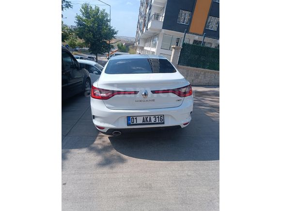 Sahibinden Renault Megane 1.5 dCi Touch 2017 Model  152.000 km Beyaz