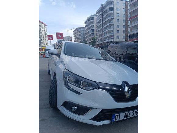Sahibinden Renault Megane 1.5 dCi Touch 2017 Model  152.000 km Beyaz