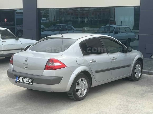 Temiz Güneş Yanıksız Bakımlı 2005 Megane 1.6 Dynamique 