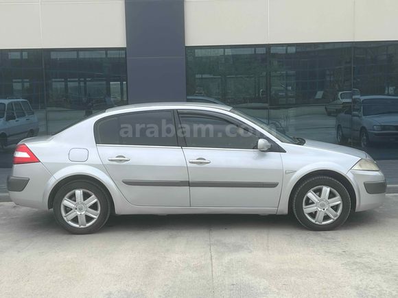Temiz Güneş Yanıksız Bakımlı 2005 Megane 1.6 Dynamique 