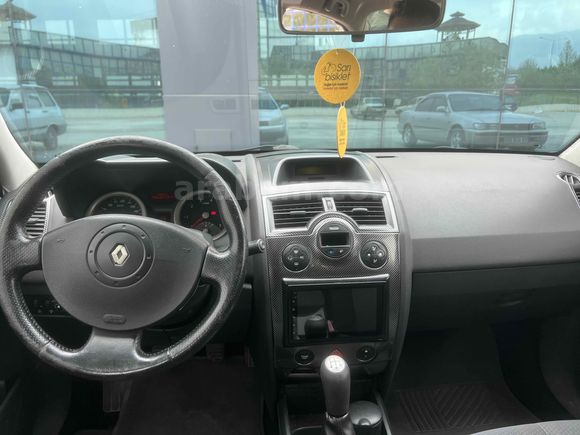 Temiz Güneş Yanıksız Bakımlı 2005 Megane 1.6 Dynamique 