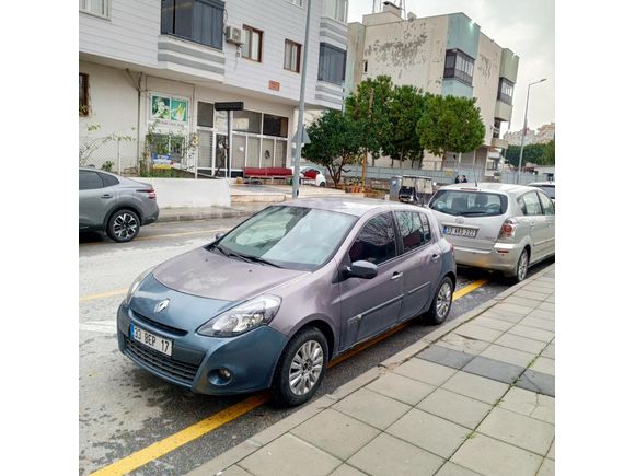 Sahibinden Renault Clio 1.5 dCi Expression 2011 Model