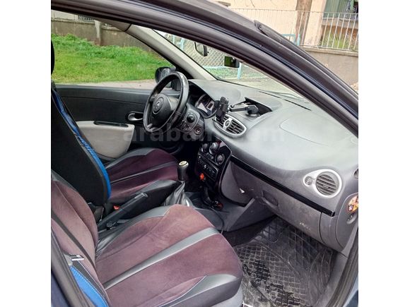 Sahibinden Renault Clio 1.5 dCi Expression 2011 Model