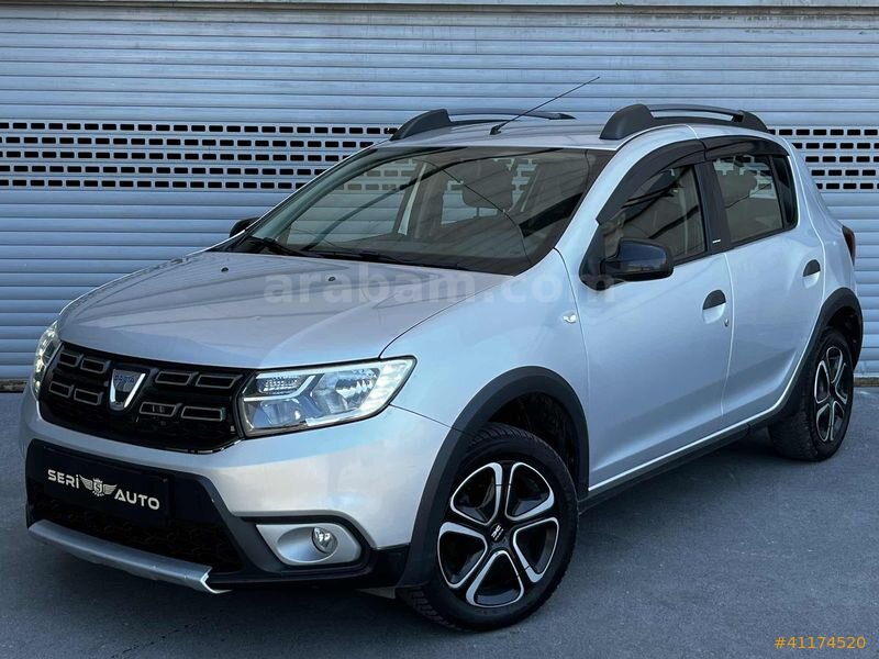 Galeriden Dacia Sandero 1.5 dCi Stepway Style 2018 Model İstanbul 112.000 km Gri