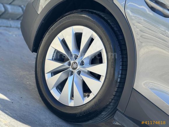 ÜNALAN | 2025 SKODA ELROQ | E-PRESTİGE | BOYASIZ -HATASIZ